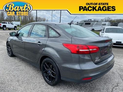 Magnetic 2016 Ford Focus SE