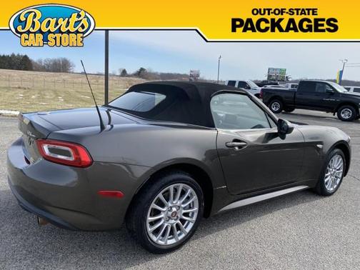 2017 FIAT 124 Spider Base