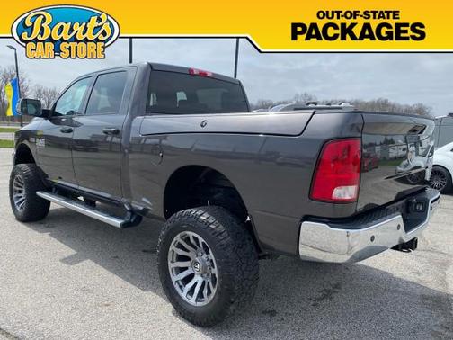 2017 RAM 2500 Tradesman Crew Cab 4x4 6'4' Box