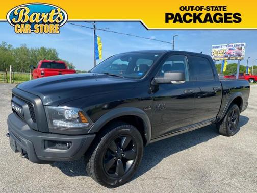 Diamond Black Crystal Pearlcoat 2021 RAM 1500 Classic SLT