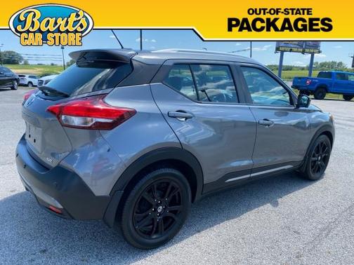 Gun Metallic 2020 Nissan Kicks SR