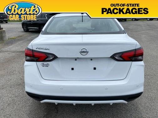 2021 Nissan Versa 1.6 S