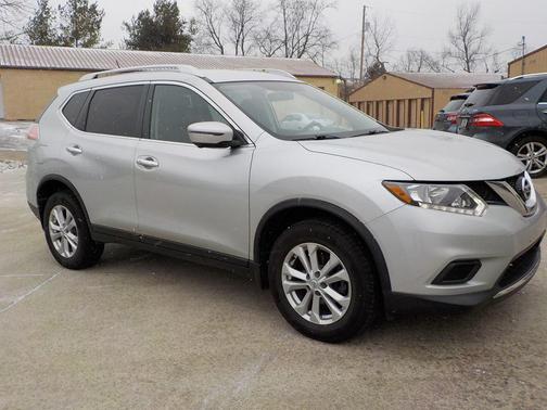 2016 Nissan Rogue SV