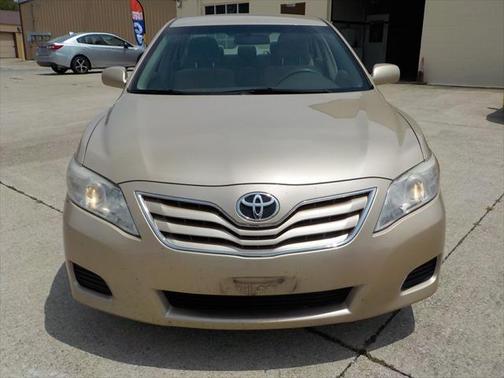 2010 Toyota Camry LE