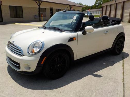 2013 MINI Convertible Cooper