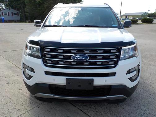 WHITE 2017 Ford Explorer XLT