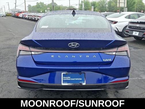 2022 Hyundai ELANTRA Limited