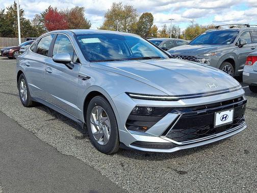 Aero Silver 2026 Hyundai SONATA SE