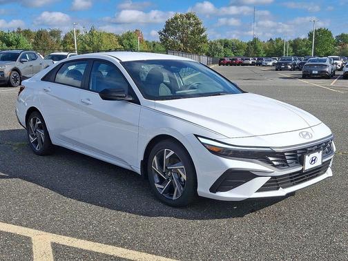 2025 Hyundai ELANTRA Sport