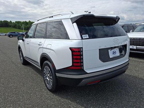 Creamy White Pearl 2026 Hyundai PALISADE SEL Premium