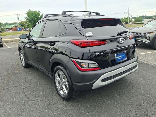 Abyss Black Pearl 2023 Hyundai KONA SEL