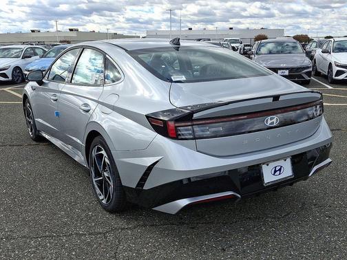 2026 Hyundai SONATA SEL