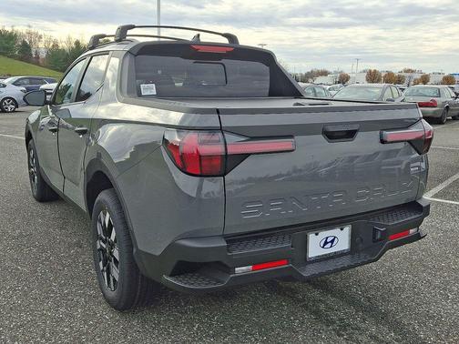 2026 Hyundai SANTA CRUZ SEL Activity