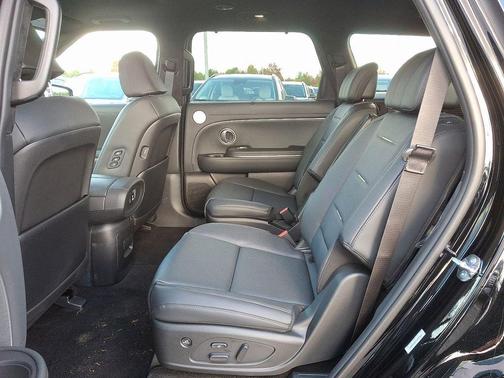 Abyss Black Pearl 2026 Hyundai Palisade Hybrid Calligraphy