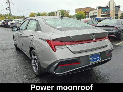 2025 Hyundai ELANTRA SEL