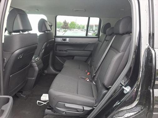 2025 Hyundai SANTA FE SE