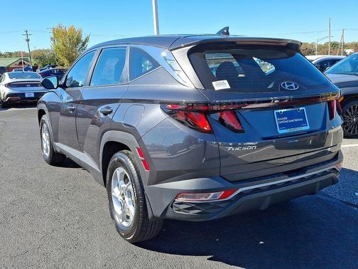 2024 Hyundai TUCSON SE
