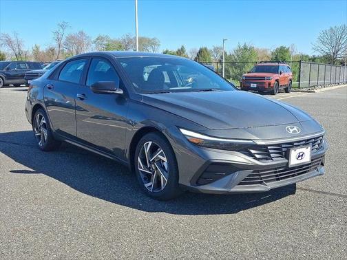 2025 Hyundai ELANTRA Sport