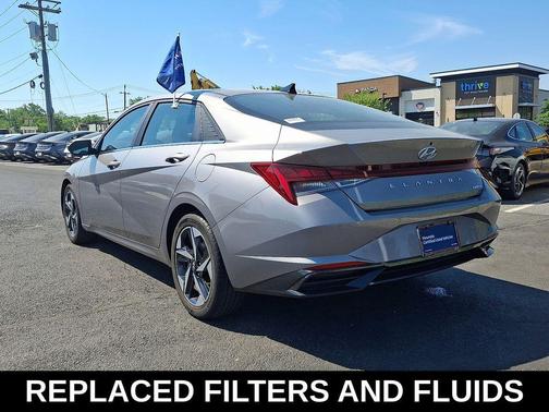 Fluid Metal 2023 Hyundai ELANTRA Limited