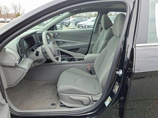 Abyss Black 2026 Hyundai ELANTRA Sport