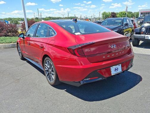 Calypso Red 2020 Hyundai SONATA Limited