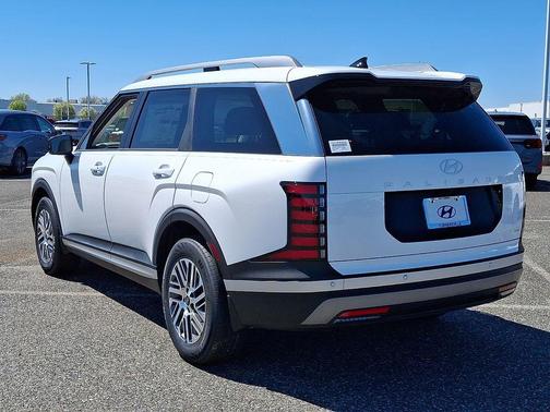 Creamy White Pearl 2026 Hyundai PALISADE SEL 7P