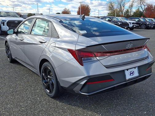 2026 Hyundai ELANTRA Sport