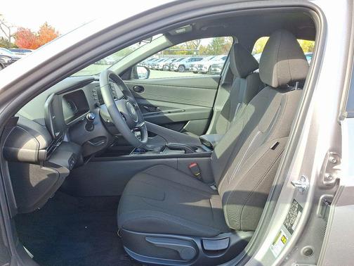 2026 Hyundai ELANTRA Sport