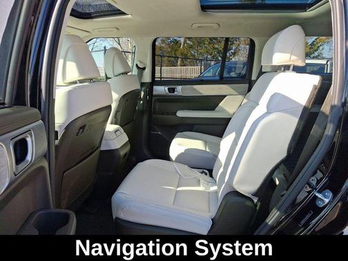 Phantom Black 2025 Hyundai SANTA FE HEV Calligraphy