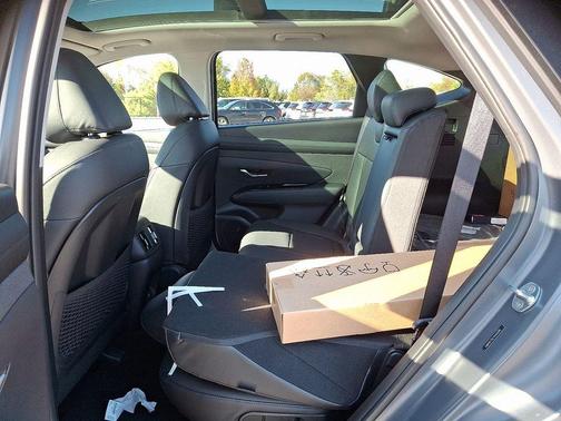 Ecotronic Gray Matte 2026 Hyundai TUCSON Limited