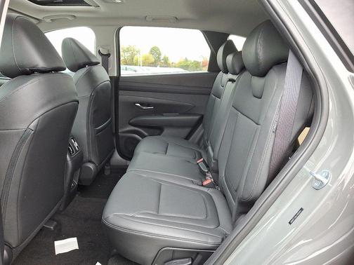 2026 Hyundai TUCSON SEL Convenience