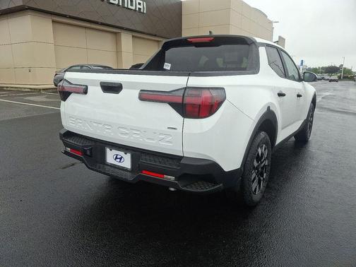 2025 Hyundai SANTA CRUZ SE