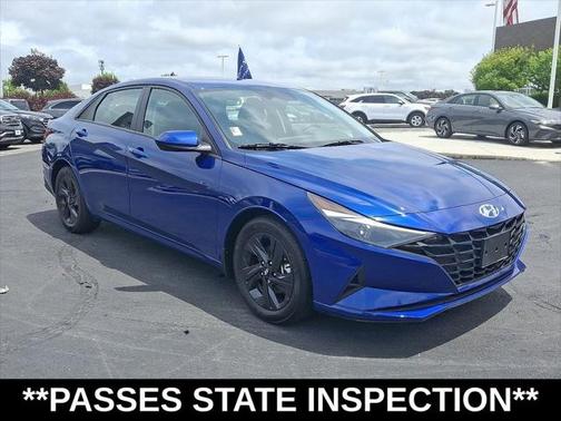 2023 Hyundai ELANTRA SEL