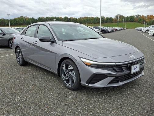 2025 Hyundai ELANTRA Sport