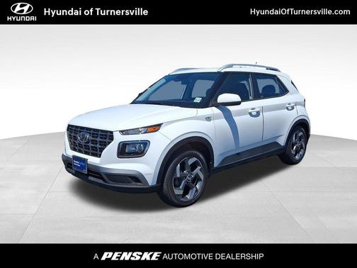 Ceramic White 2023 Hyundai VENUE SEL