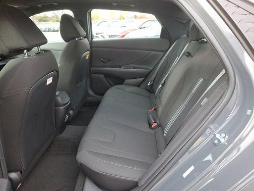 2026 Hyundai ELANTRA Sport