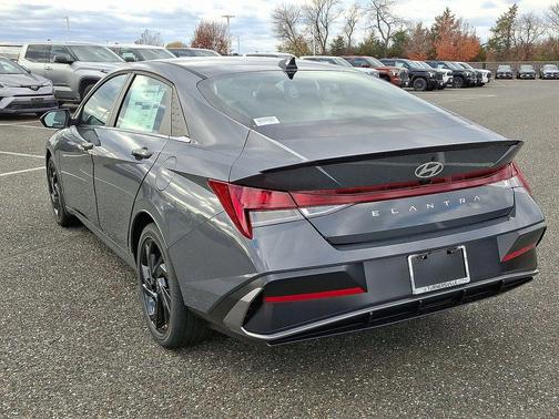 2026 Hyundai ELANTRA Sport