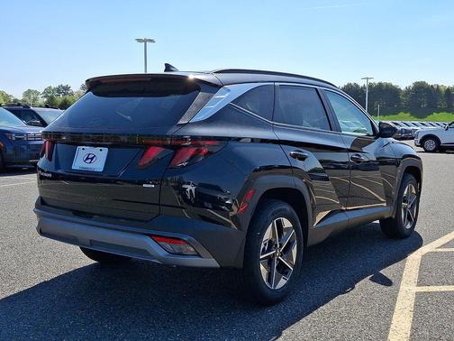 Phantom Black 2026 Hyundai TUCSON SEL