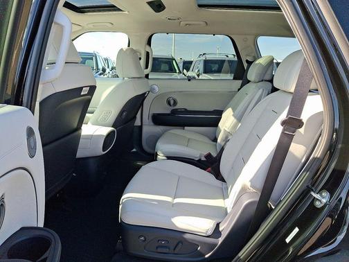 Abyss Black Pearl 2026 Hyundai Palisade Hybrid Calligraphy