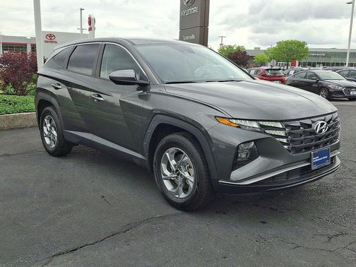 Amazon Gray 2023 Hyundai TUCSON SE