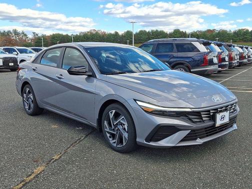 2025 Hyundai ELANTRA Sport