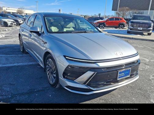 2025 Hyundai SONATA Hybrid Limited