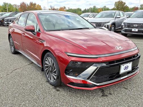 2026 Hyundai SONATA Hybrid SE
