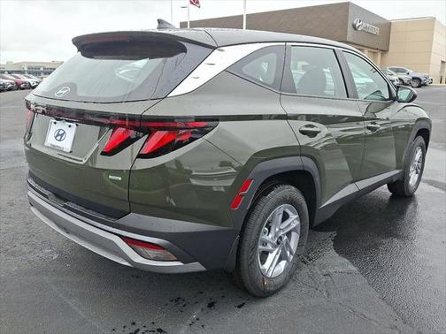 2025 Hyundai TUCSON SE