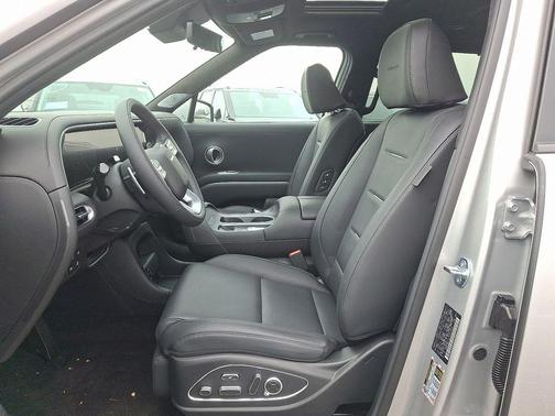 Typhoon Silver Metallic 2026 Hyundai PALISADE Calligraphy