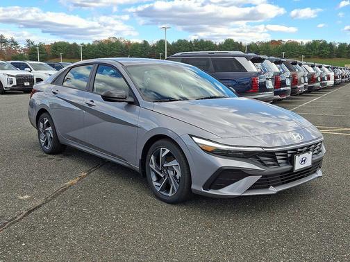 2025 Hyundai ELANTRA Sport