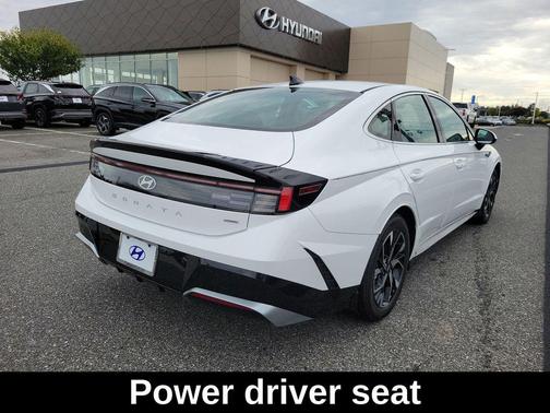 2025 Hyundai SONATA SEL