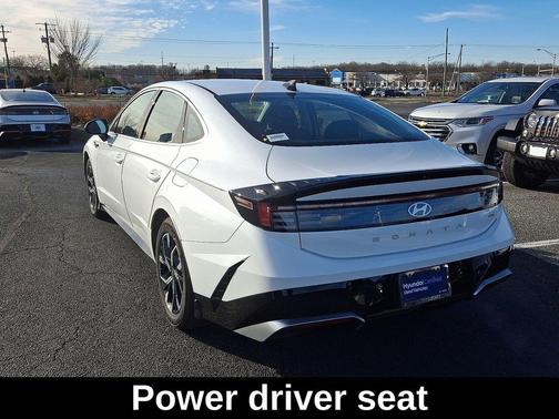 2025 Hyundai SONATA SEL