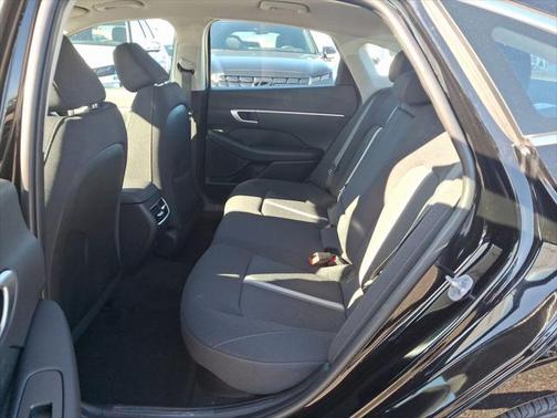 2025 Hyundai SONATA Hybrid SE