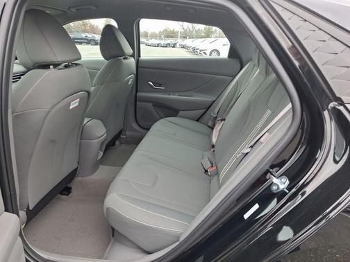 Abyss Black 2026 Hyundai ELANTRA HEV Blue